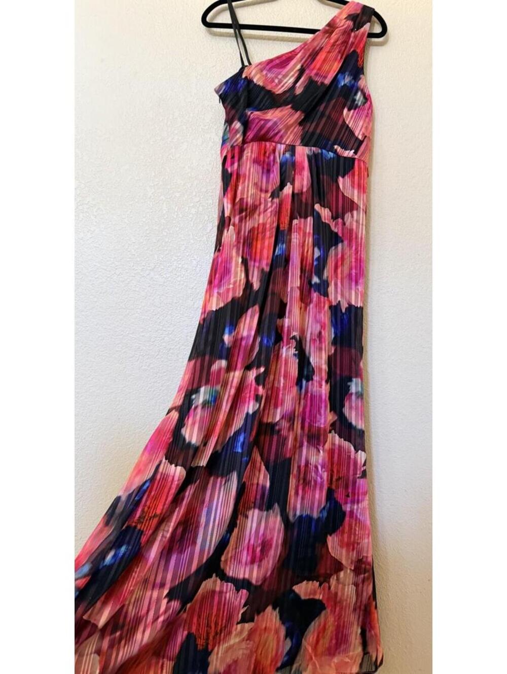 New Adrianna Papell Pleated Floral One-Shoulder Chiffon Gown  Black/Berry Sz 12 - Picture 7 of 10